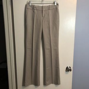 Banana Republic khaki pant, size 0R